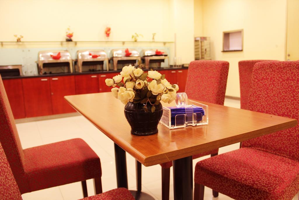 Hanting Hotel Shanghai Lujiabang Road Экстерьер фото